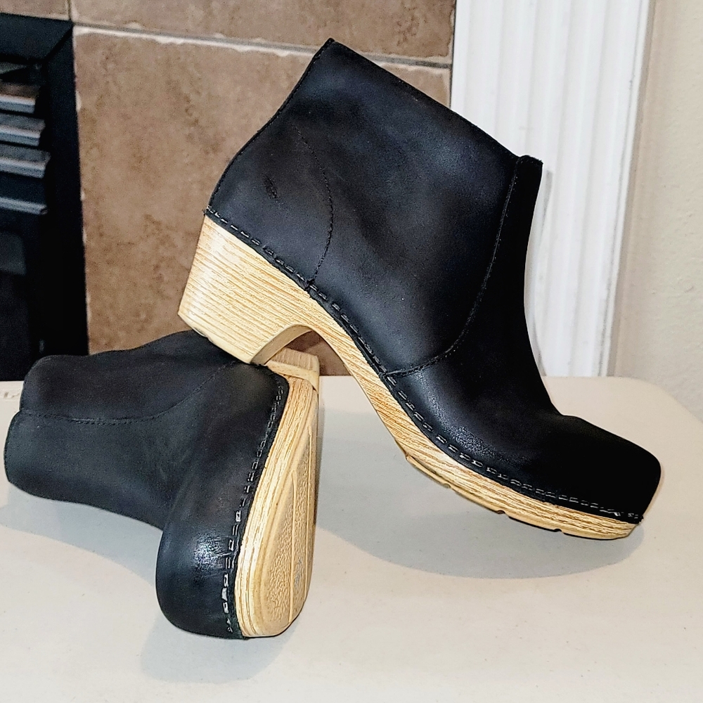 Dansko Black Leather Mules with Tan Wooden Heel